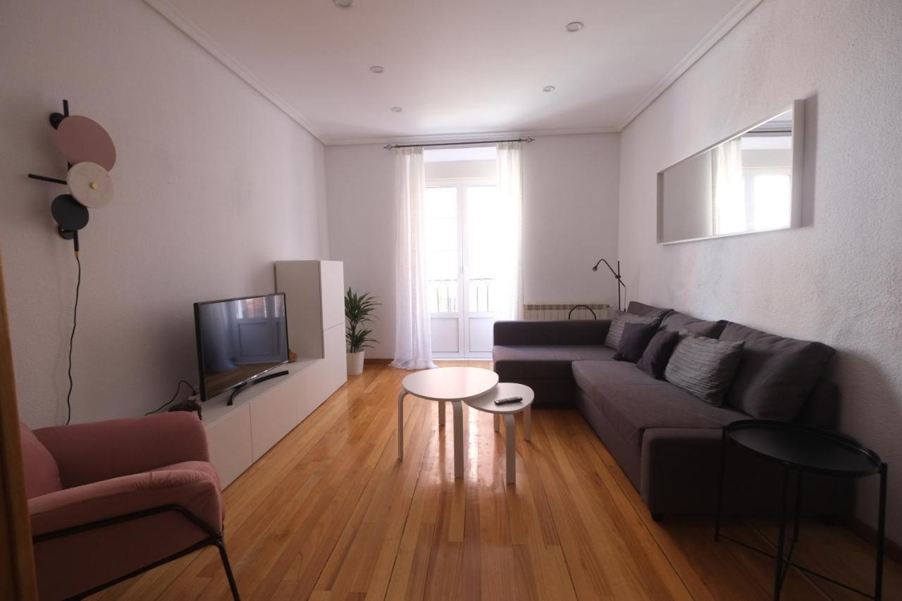 Camino De Santiago En Casco Historico Apartment Burgos Bagian luar foto