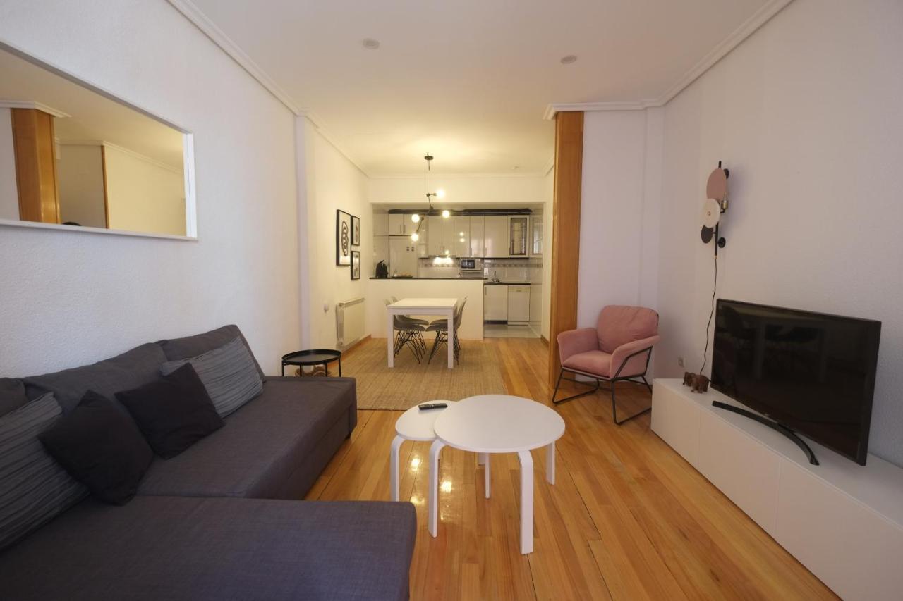 Camino De Santiago En Casco Historico Apartment Burgos Bagian luar foto